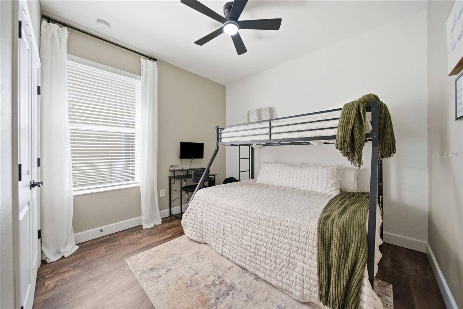 29218 PERILLI PLACE, Wesley Chapel, FL 33543 29218 PERILLI PLACE, Wesley Chapel, FL 33543