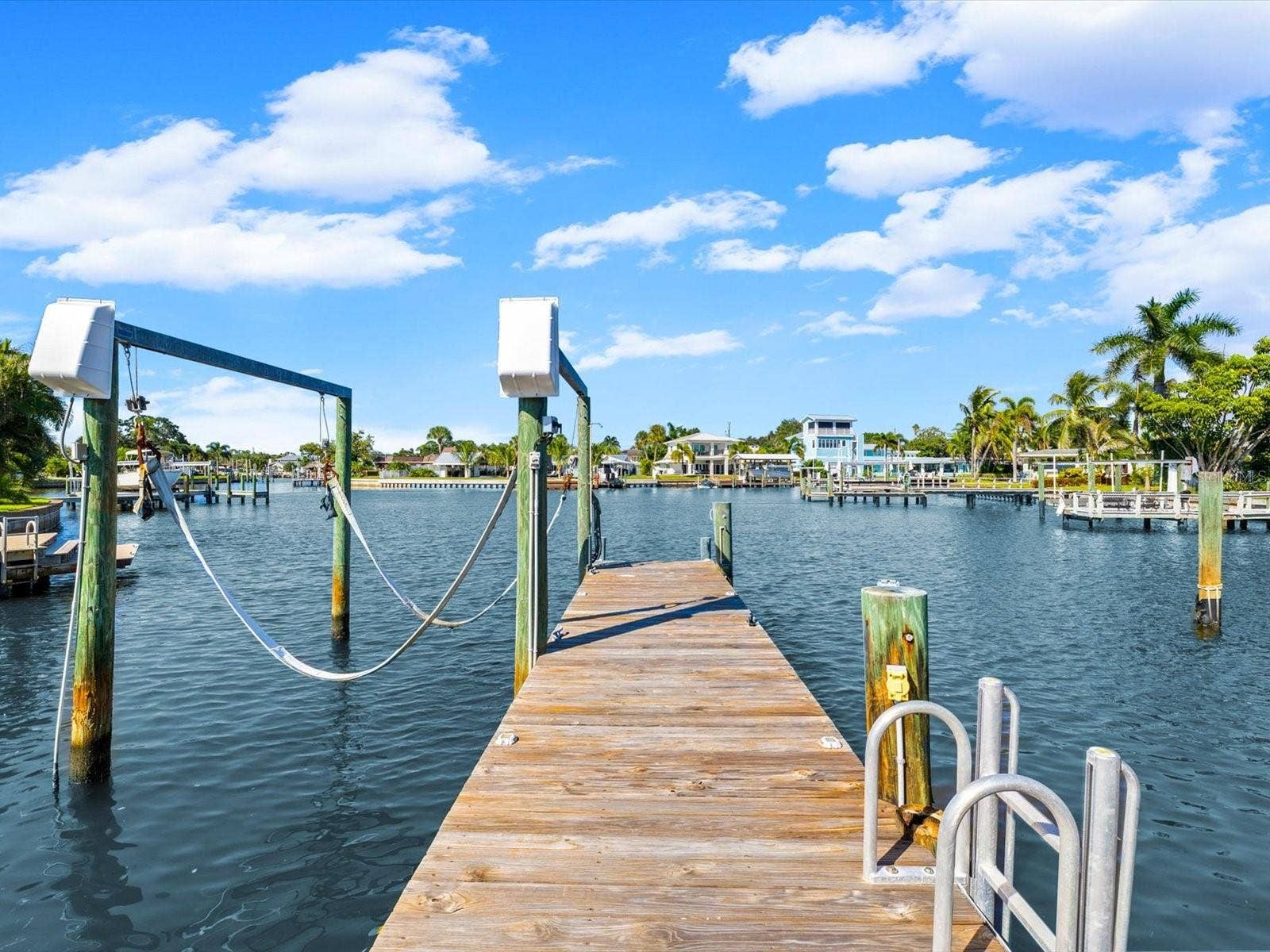 4017 CHURCH CREEK POINT, Largo, FL 33774