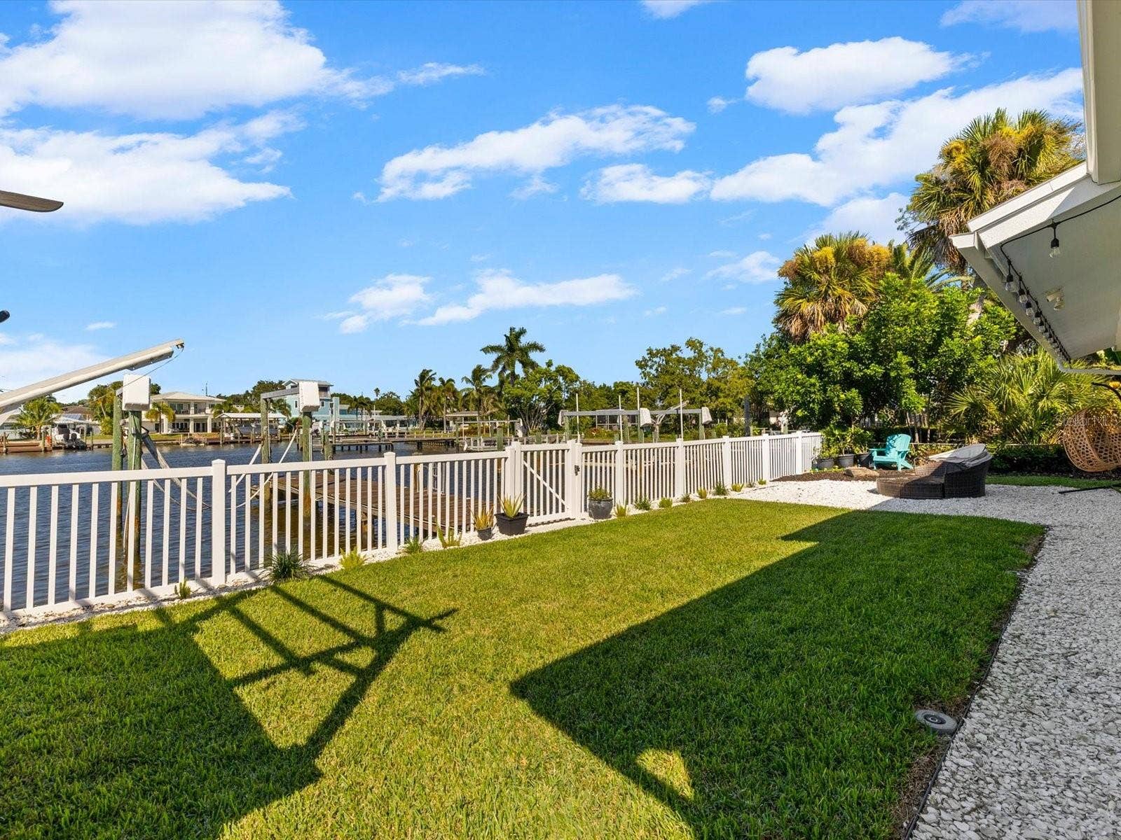 4017 CHURCH CREEK POINT, Largo, FL 33774