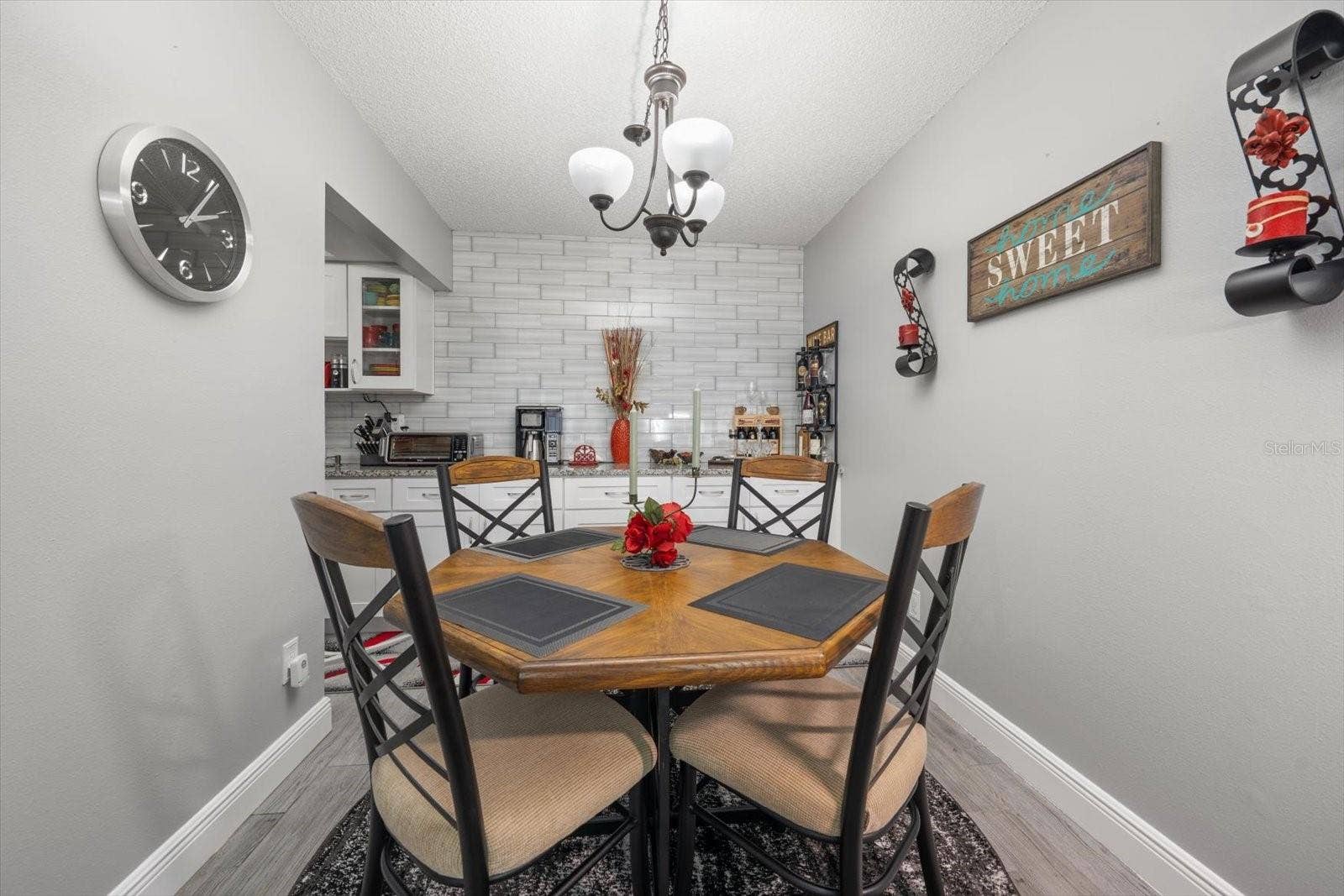 2924 LICHEN LANE, #C, Clearwater, FL 33760 2924 LICHEN LANE, #C, Clearwater, FL 33760