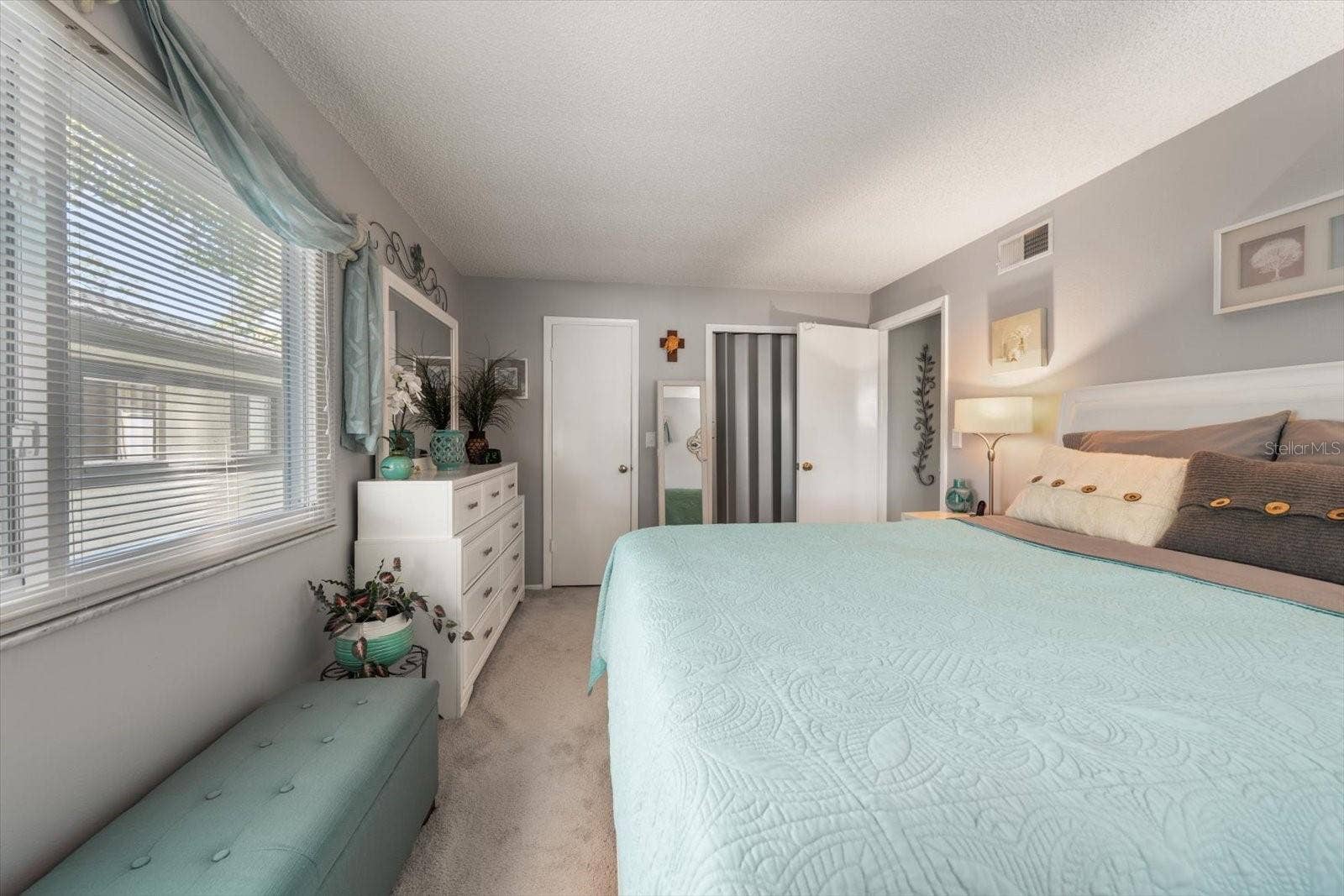 2924 LICHEN LANE, #C, Clearwater, FL 33760 2924 LICHEN LANE, #C, Clearwater, FL 33760