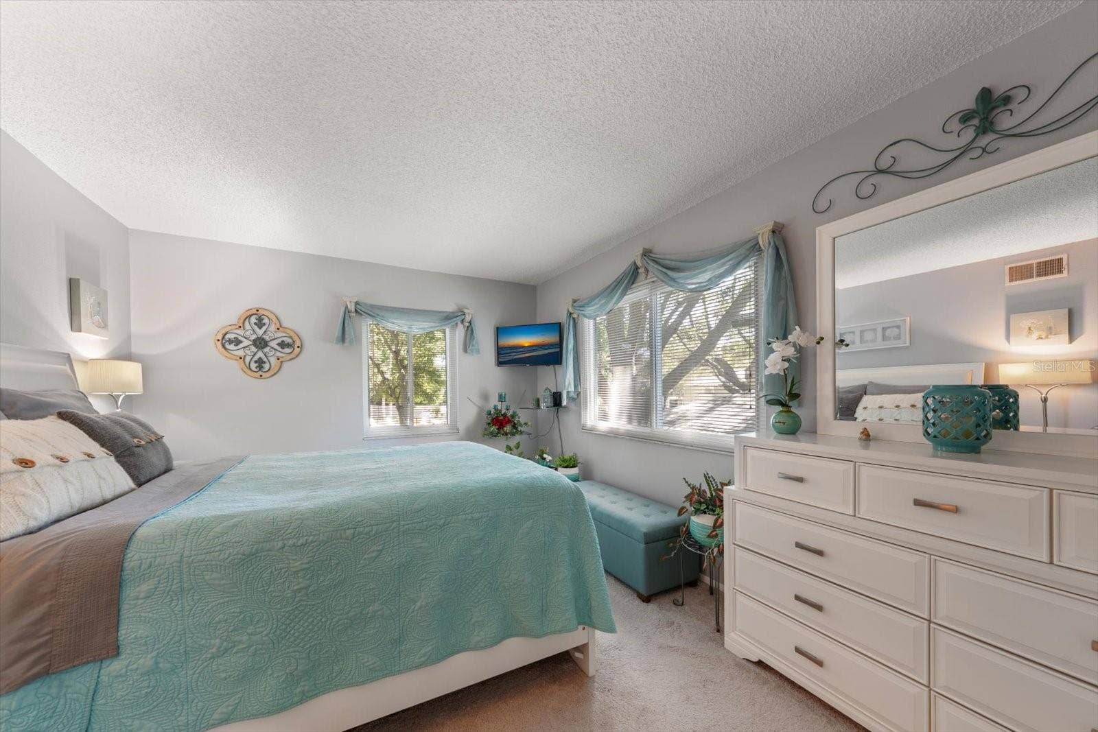 2924 LICHEN LANE, #C, Clearwater, FL 33760 2924 LICHEN LANE, #C, Clearwater, FL 33760