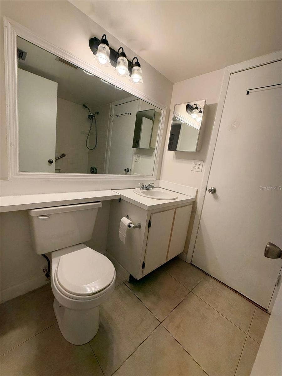 8209 SUN SPRING CIRCLE, #73, Orlando, FL 32825 8209 SUN SPRING CIRCLE, #73, Orlando, FL 32825