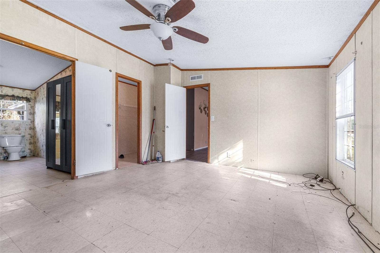 14305 BALM BOYETTE ROAD, Riverview, FL 33579 14305 BALM BOYETTE ROAD, Riverview, FL 33579