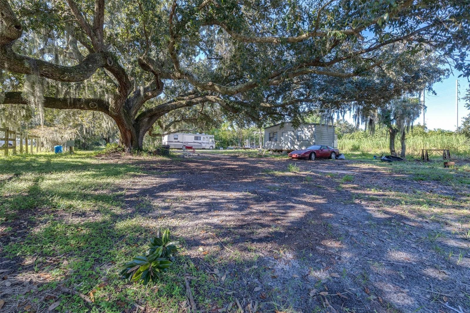 14305 BALM BOYETTE ROAD, Riverview, FL 33579 14305 BALM BOYETTE ROAD, Riverview, FL 33579