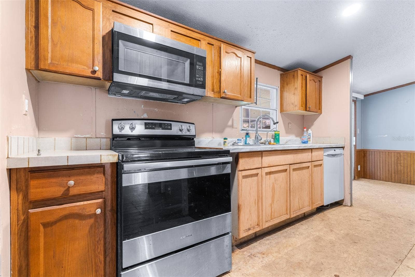 14305 BALM BOYETTE ROAD, Riverview, FL 33579 14305 BALM BOYETTE ROAD, Riverview, FL 33579