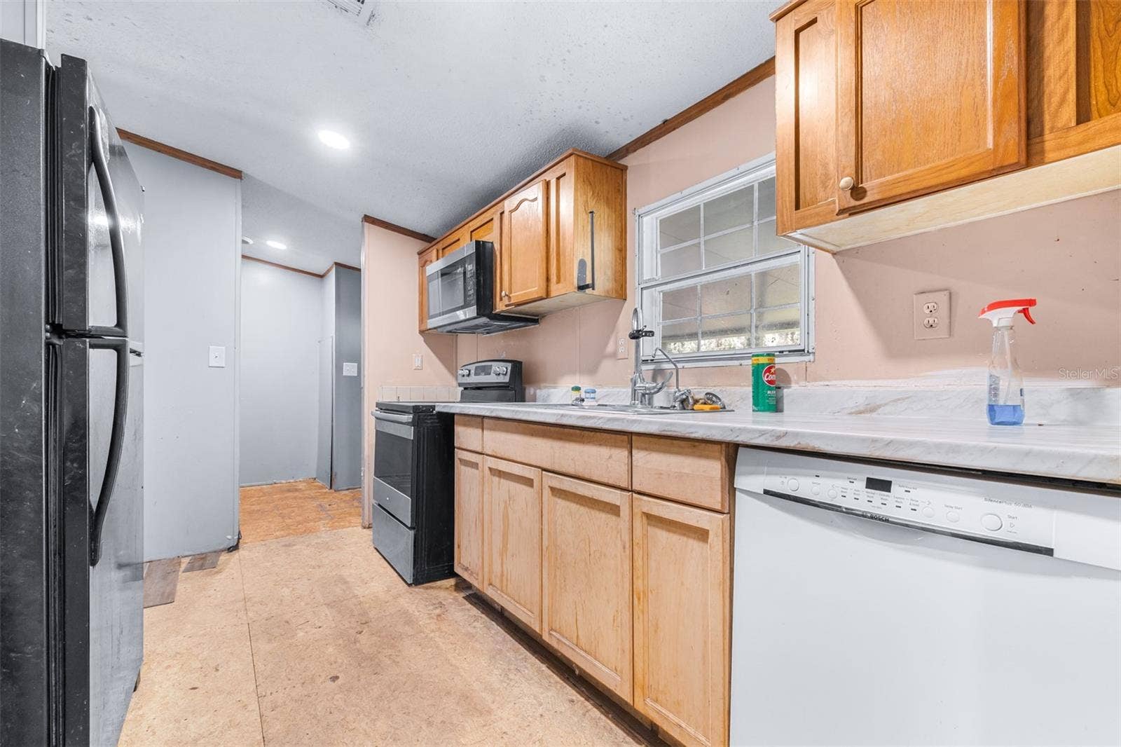 14305 BALM BOYETTE ROAD, Riverview, FL 33579 14305 BALM BOYETTE ROAD, Riverview, FL 33579