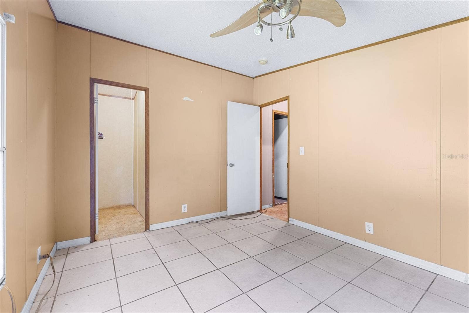 14305 BALM BOYETTE ROAD, Riverview, FL 33579 14305 BALM BOYETTE ROAD, Riverview, FL 33579