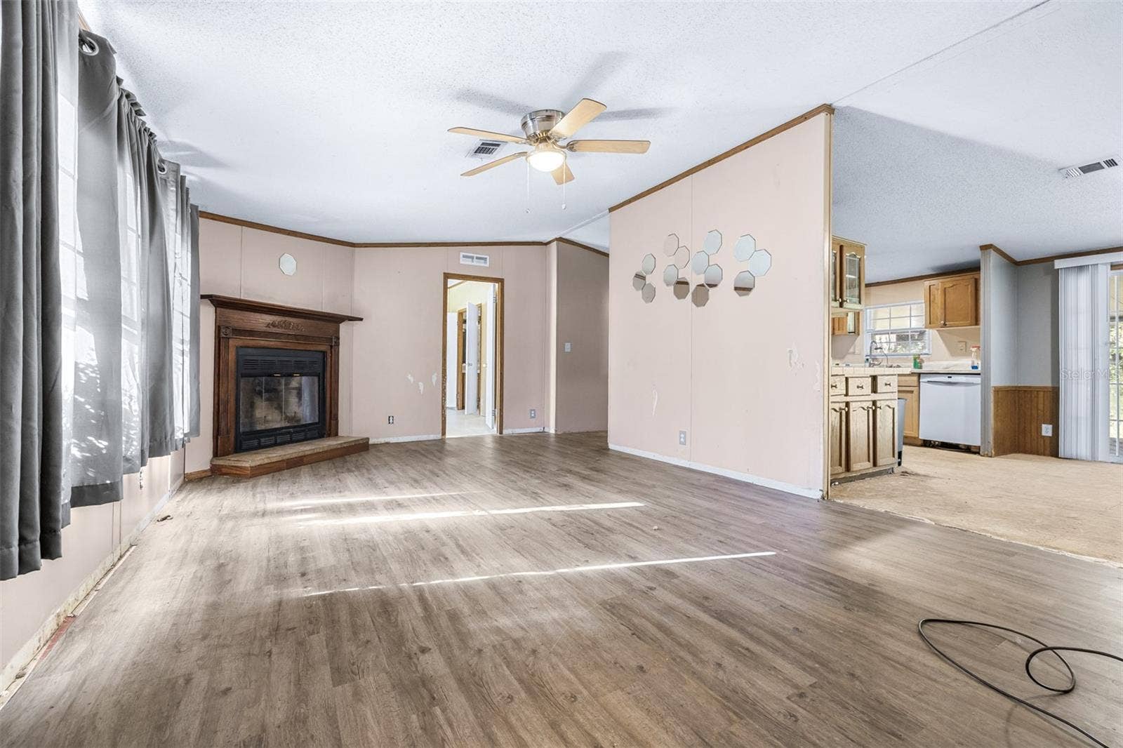 14305 BALM BOYETTE ROAD, Riverview, FL 33579 14305 BALM BOYETTE ROAD, Riverview, FL 33579