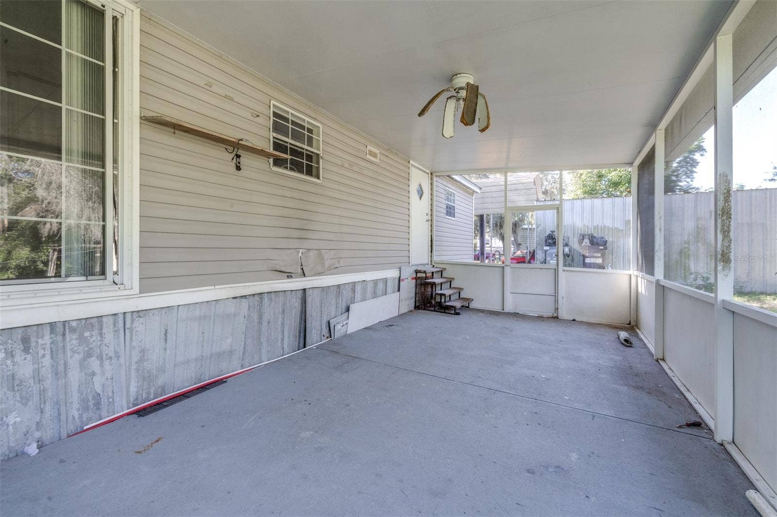 14305 BALM BOYETTE ROAD, Riverview, FL 33579 14305 BALM BOYETTE ROAD, Riverview, FL 33579