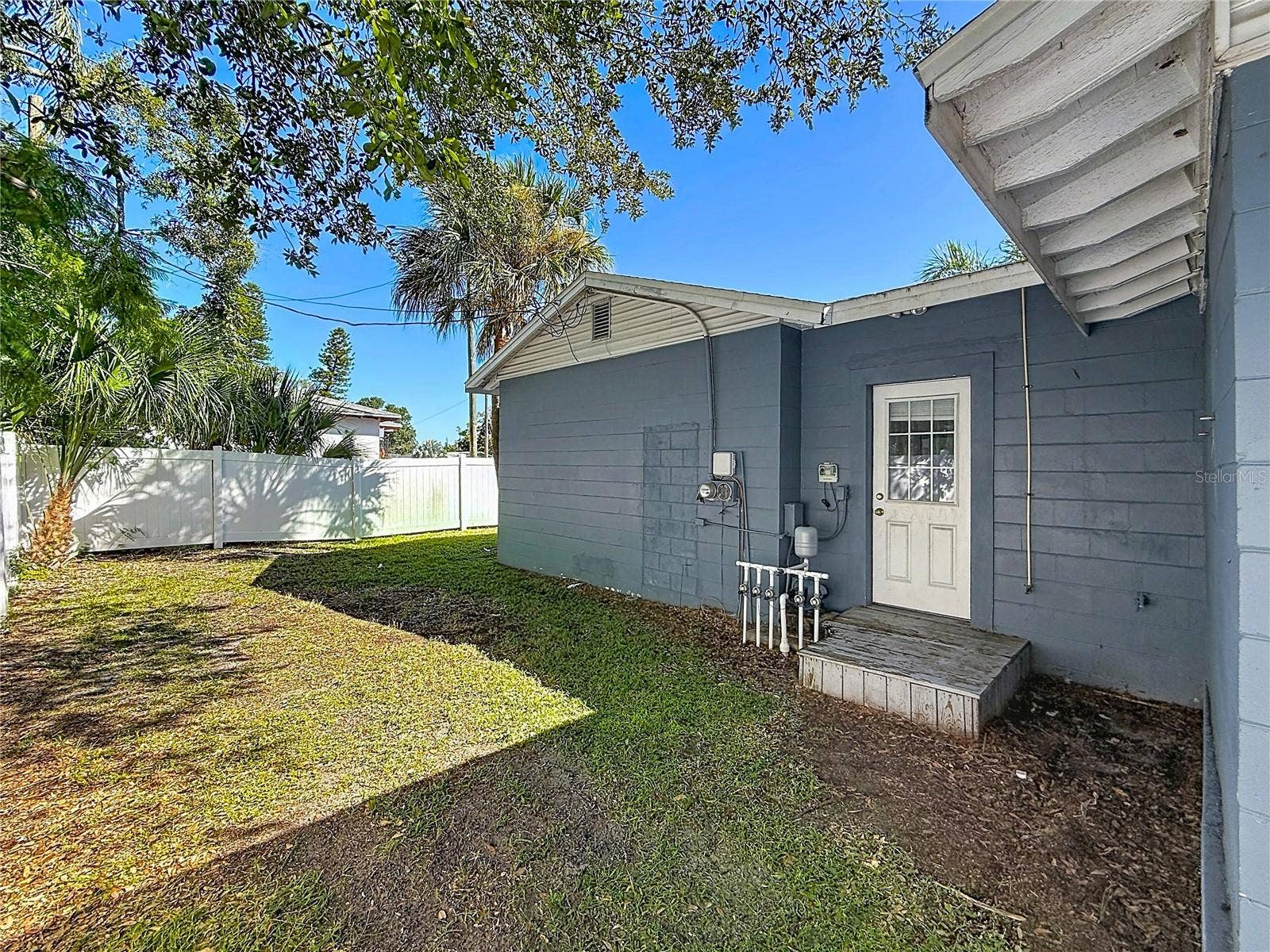 427 39TH STREET S, St Petersburg, FL 33711 427 39TH STREET S, St Petersburg, FL 33711
