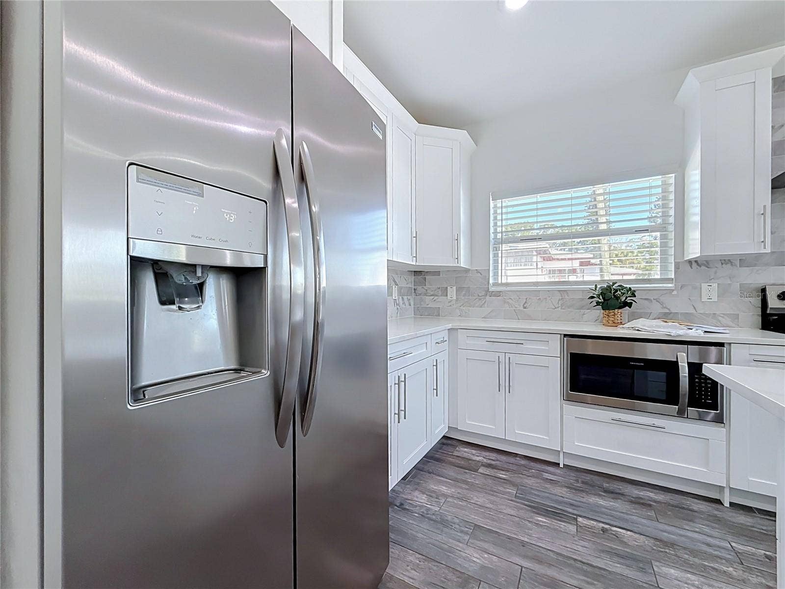 427 39TH STREET S, St Petersburg, FL 33711 427 39TH STREET S, St Petersburg, FL 33711