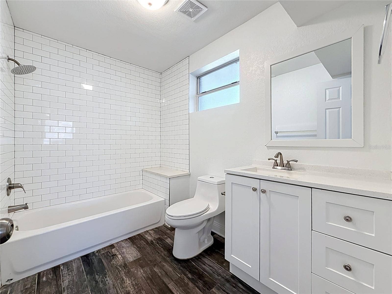 427 39TH STREET S, St Petersburg, FL 33711 2nd Bathroom