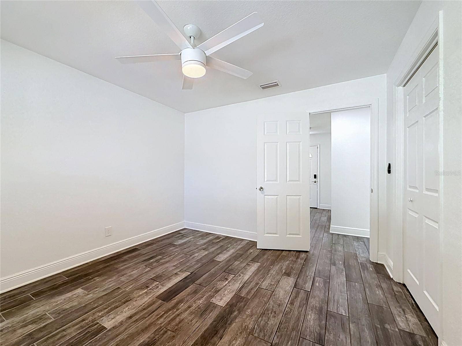 427 39TH STREET S, St Petersburg, FL 33711 427 39TH STREET S, St Petersburg, FL 33711