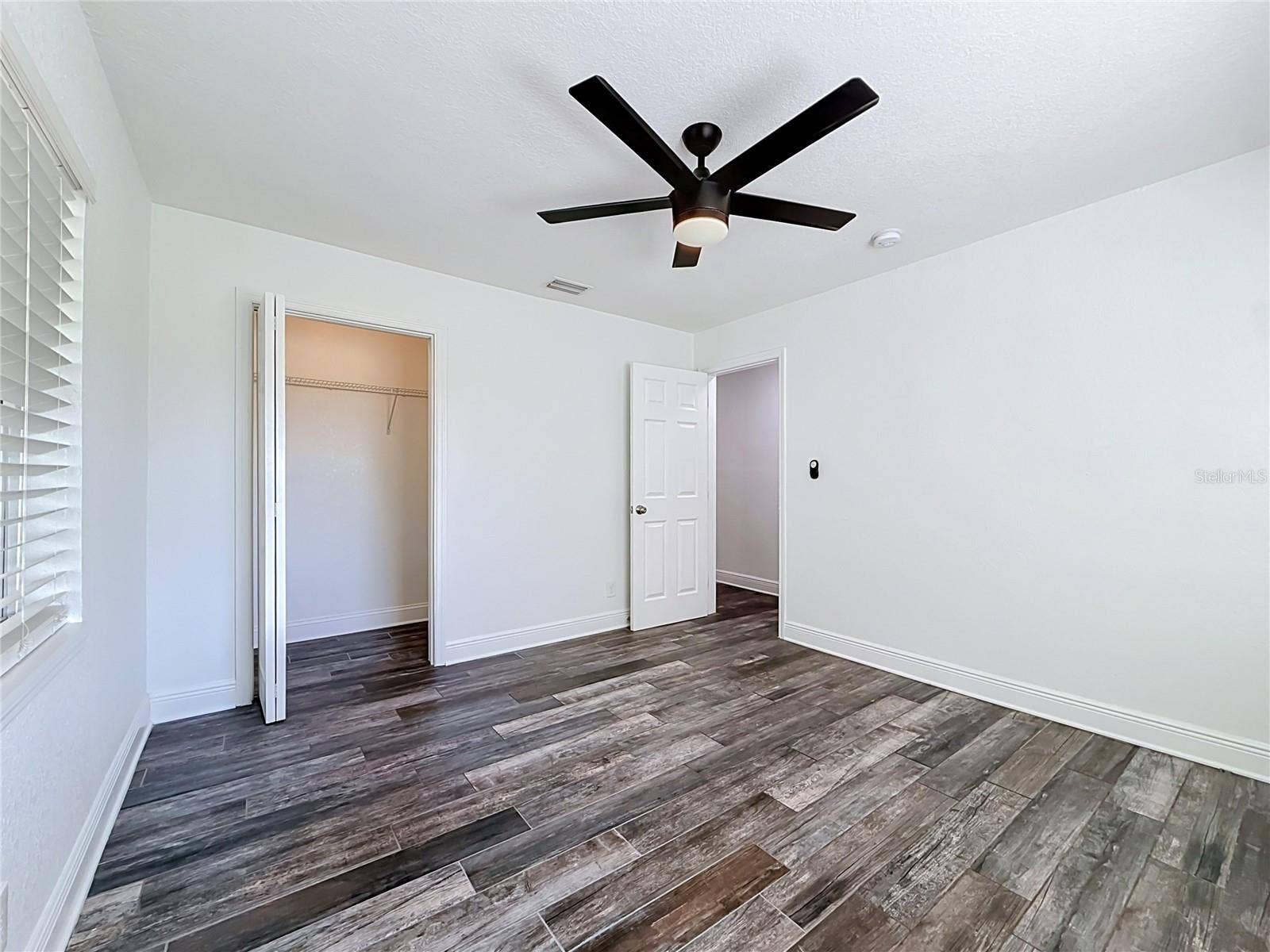 427 39TH STREET S, St Petersburg, FL 33711 427 39TH STREET S, St Petersburg, FL 33711