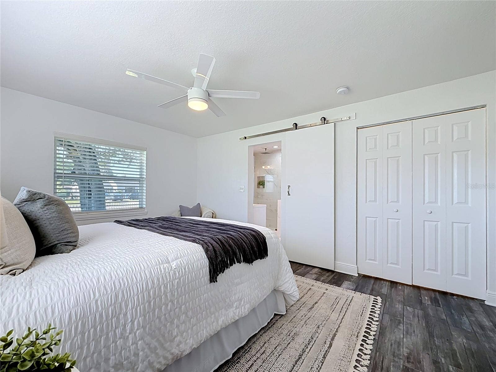 427 39TH STREET S, St Petersburg, FL 33711 Primary Suite