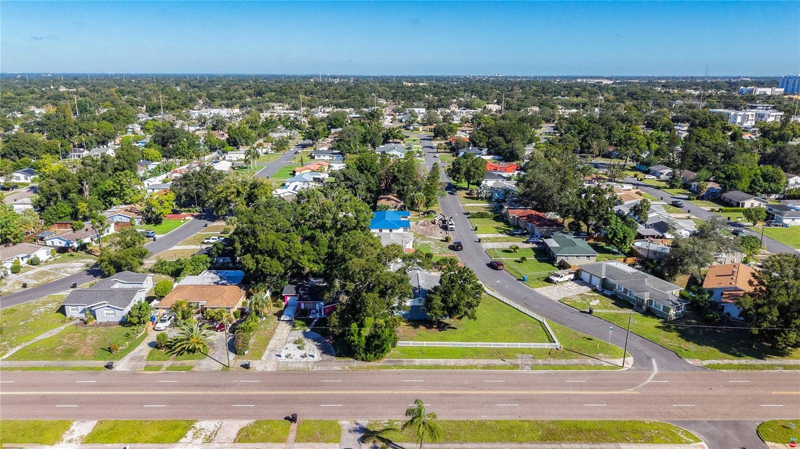 427 39TH STREET S, St Petersburg, FL 33711 427 39TH STREET S, St Petersburg, FL 33711