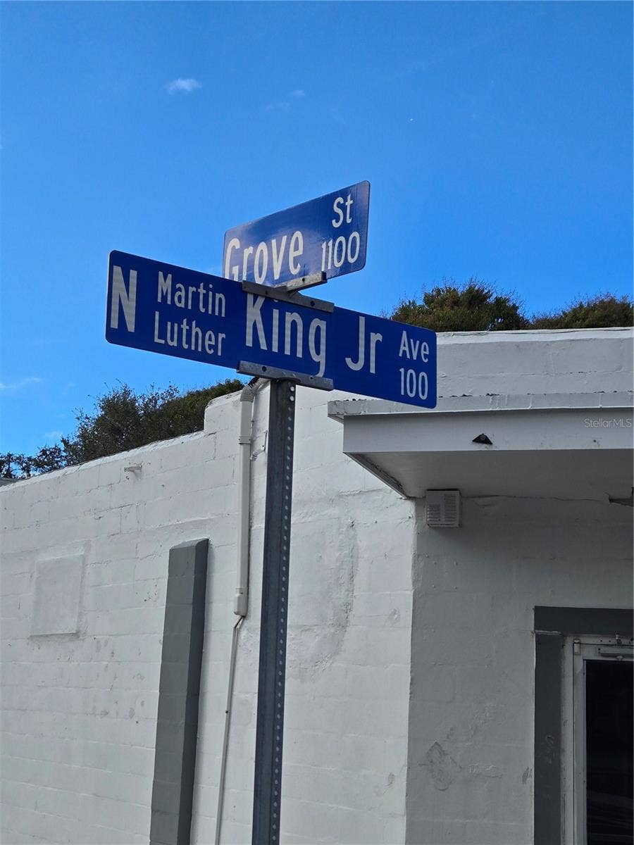 110 N MARTIN LUTHER KING JR AVENUE, Clearwater, FL 33755