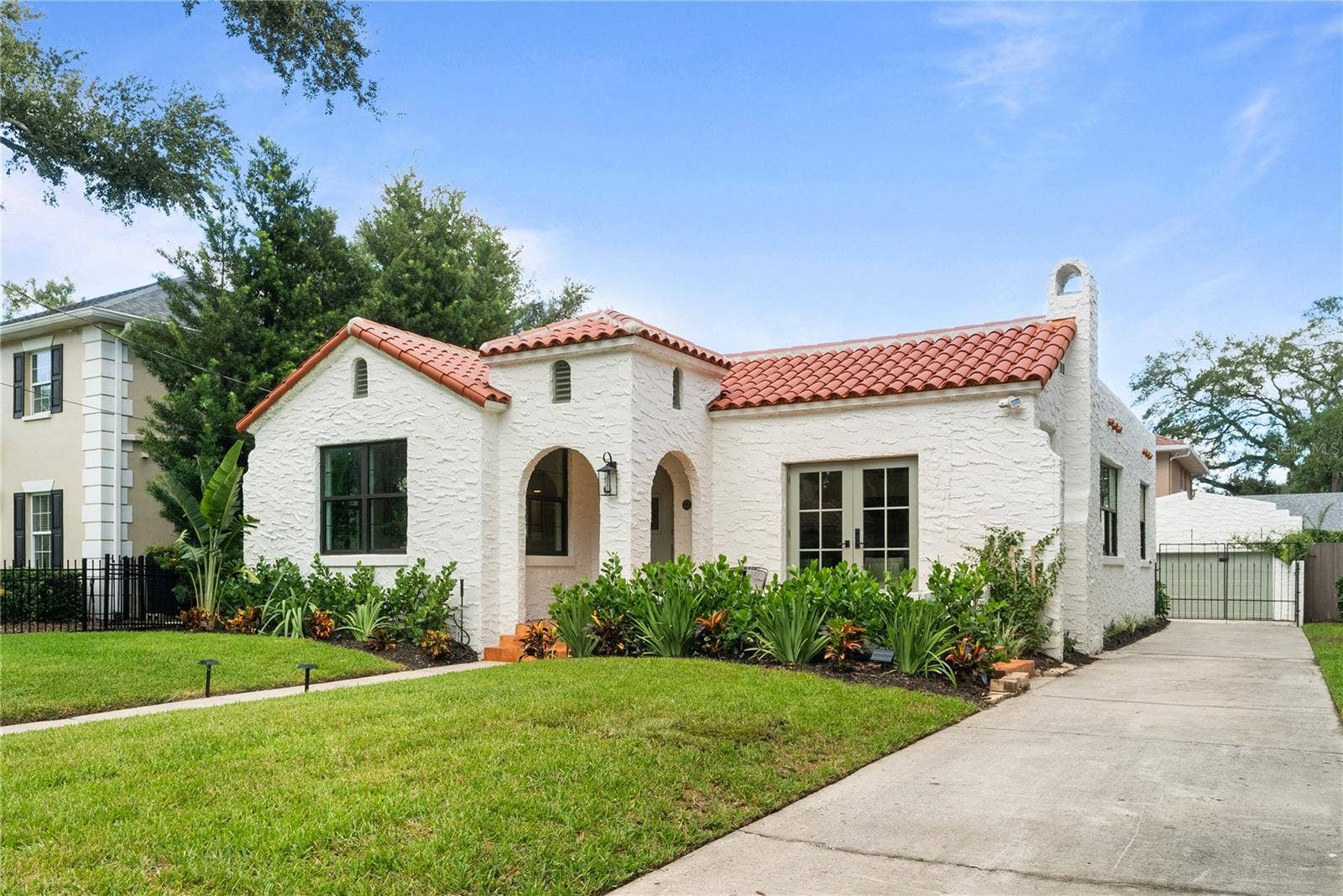 4521 W AZEELE STREET, Tampa, FL 33609