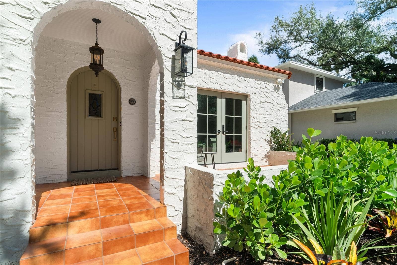 4521 W AZEELE STREET, Tampa, FL 33609