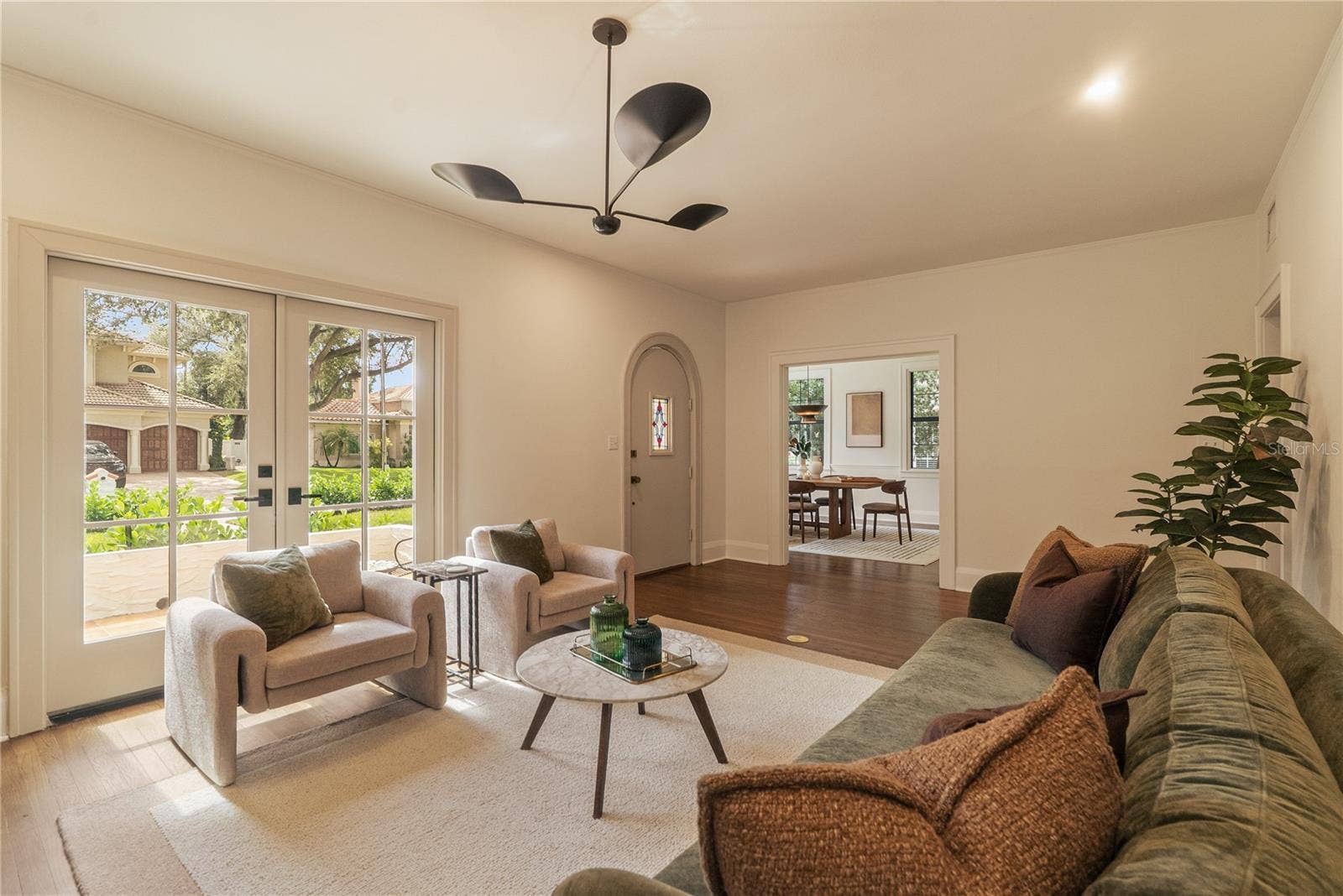4521 W AZEELE STREET, Tampa, FL 33609