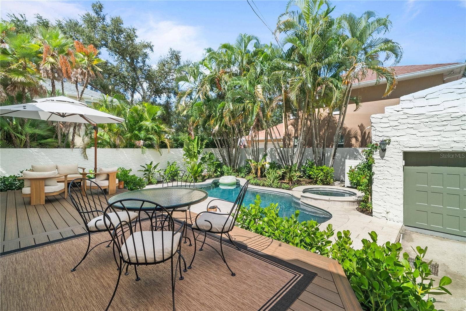 4521 W AZEELE STREET, Tampa, FL 33609