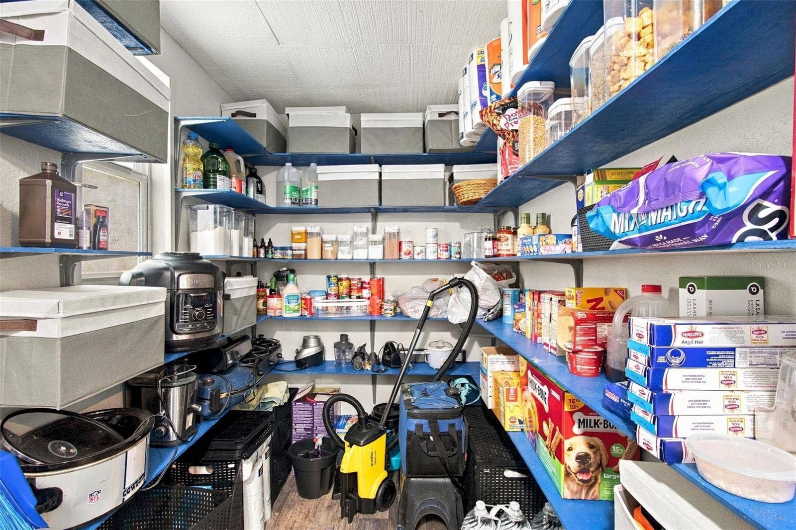 5881 67TH AVENUE N, Pinellas Park, FL 33781 5881 67TH AVENUE N, Pinellas Park, FL 33781