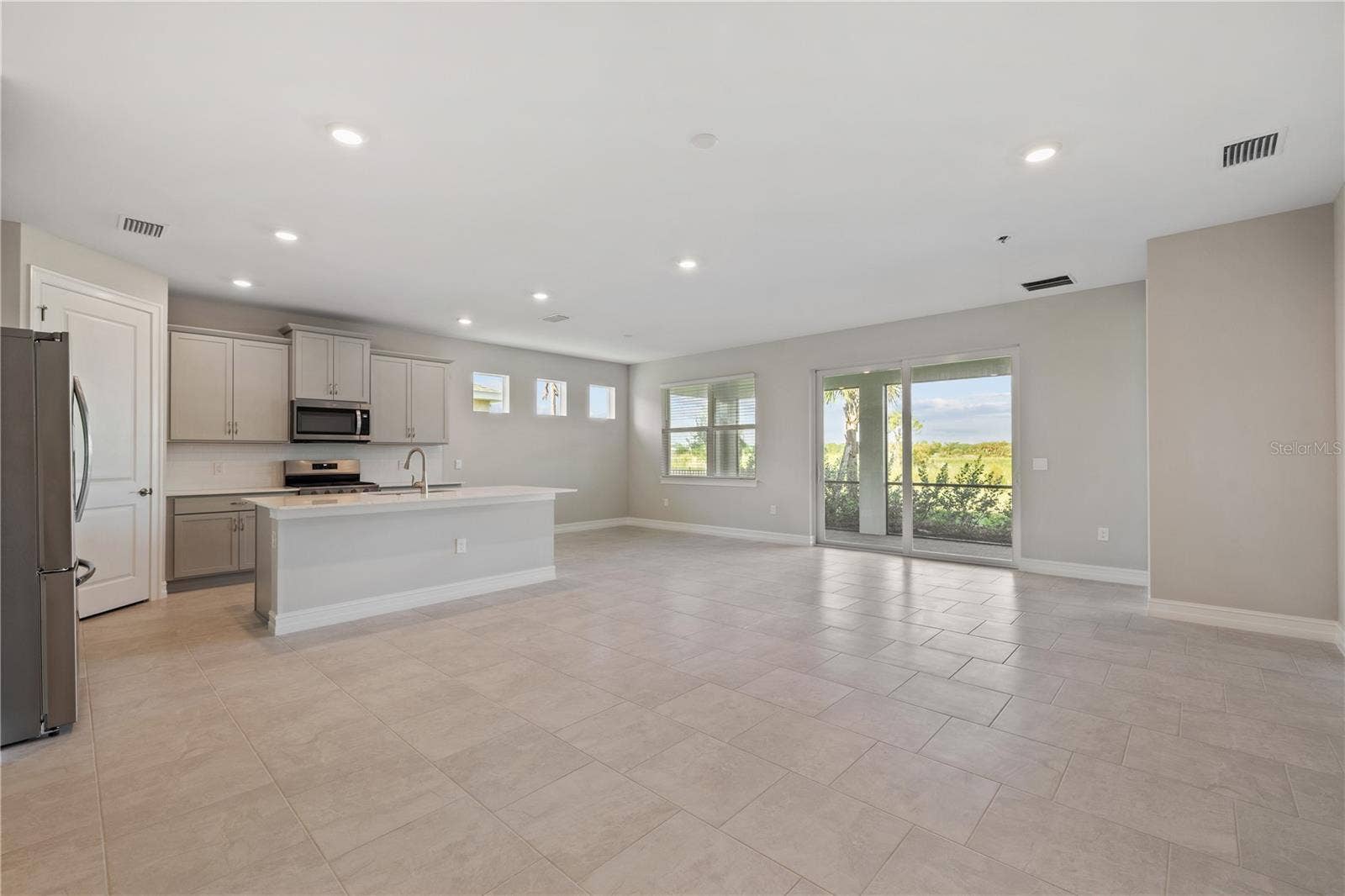17740 SHADE TREE LOOP, Punta Gorda, FL 33982 Kitchen / Living Room combo