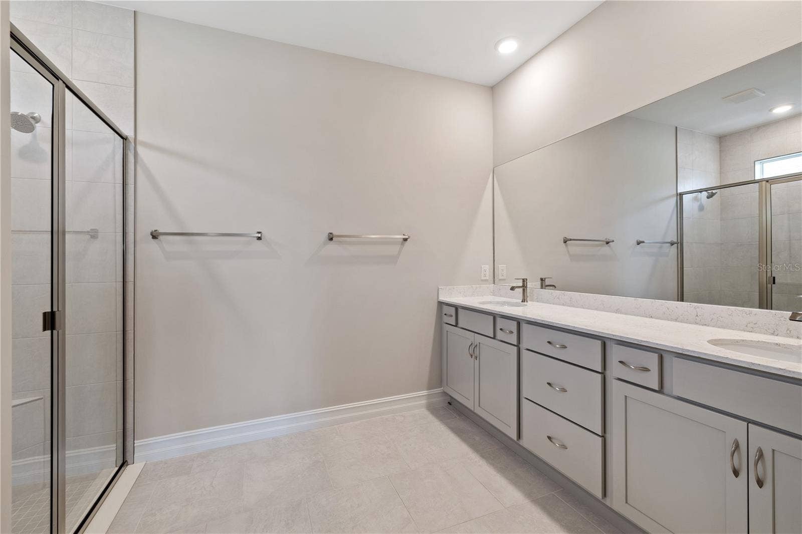 17740 SHADE TREE LOOP, Punta Gorda, FL 33982 Primary bathroom with two sinks.