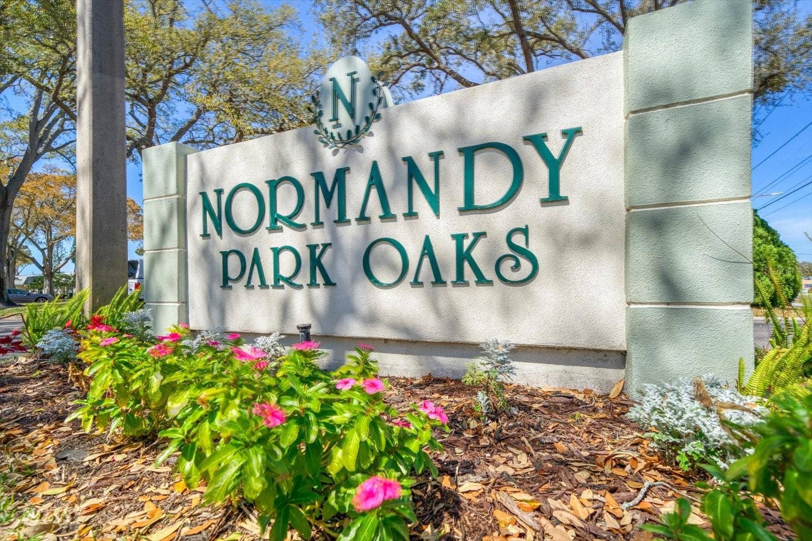 1442 NORMANDY PARK DRIVE, #6, Clearwater, FL 33756