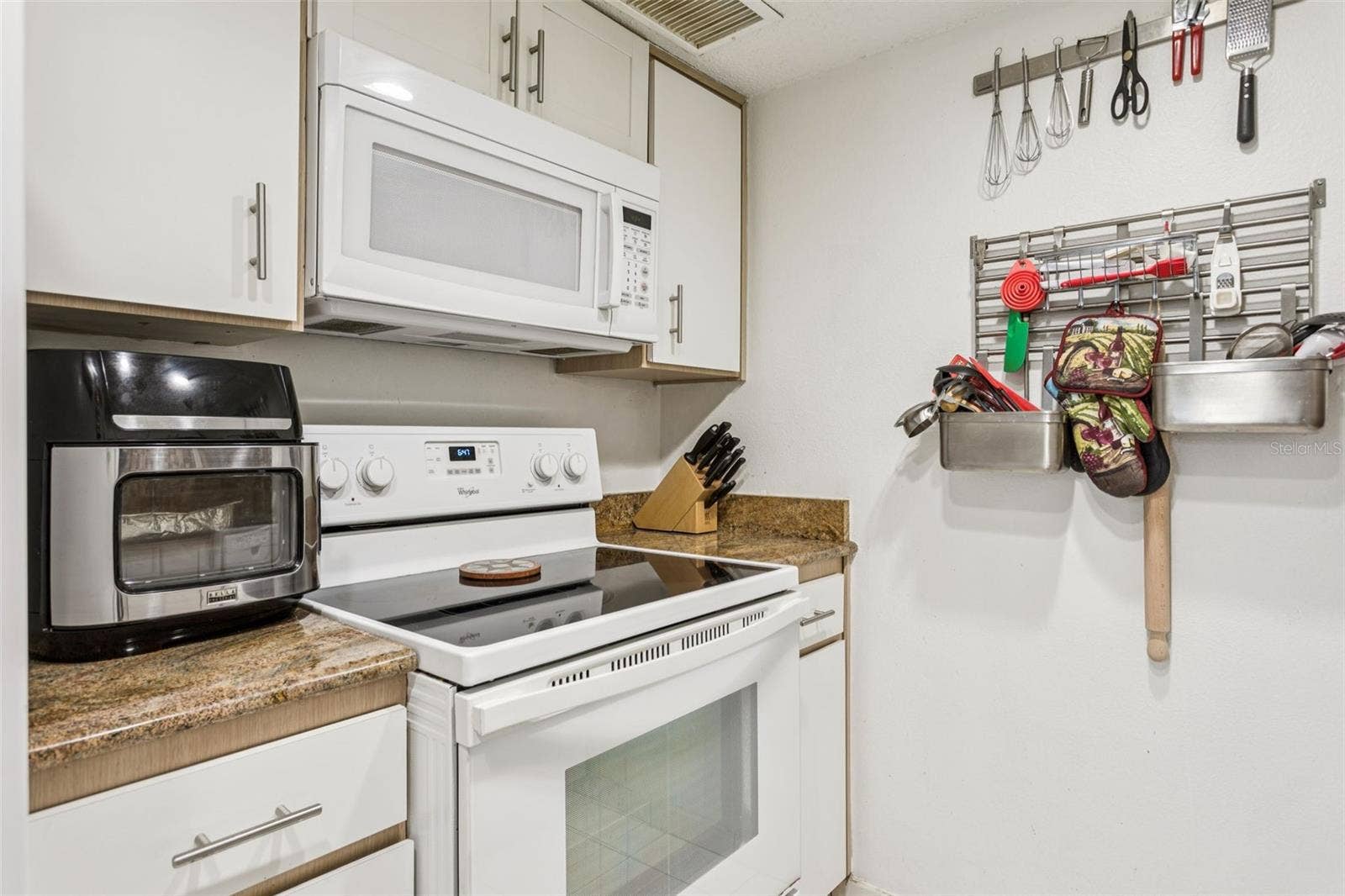 4718 CHRISTA COURT, #314, Tampa, FL 33614 4718 CHRISTA COURT, #314, Tampa, FL 33614