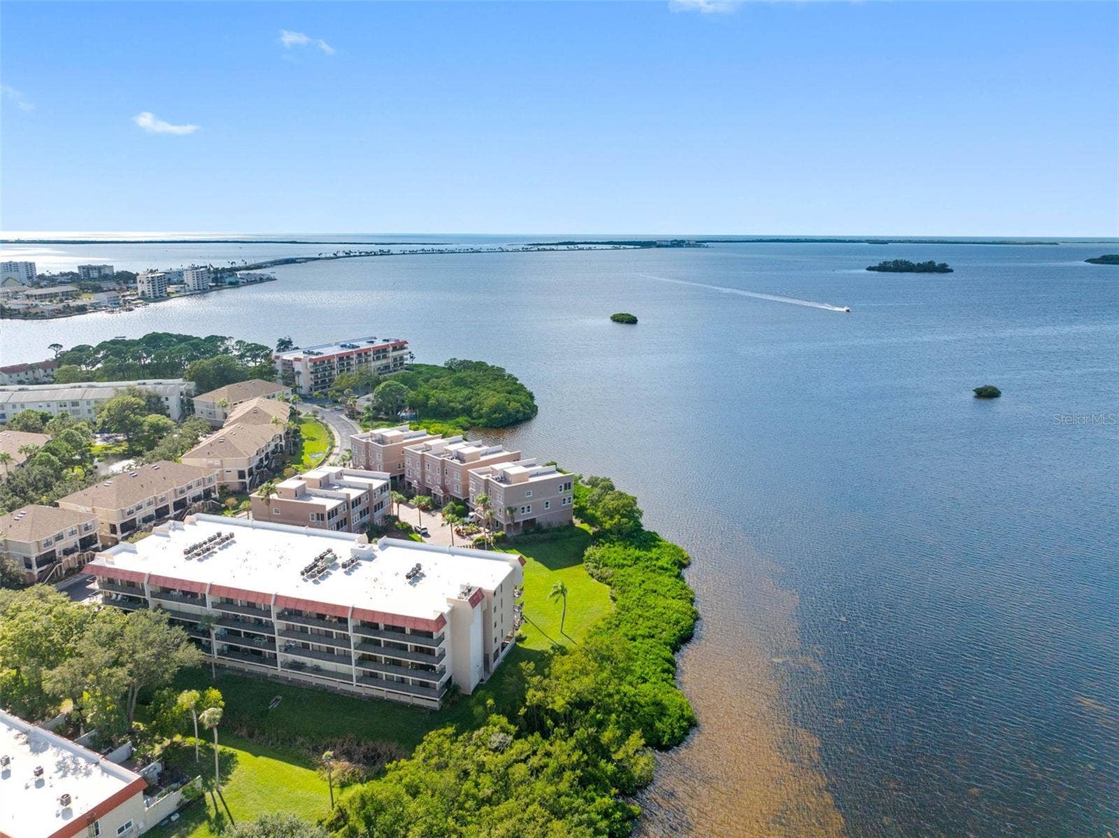 2700 BAYSHORE BOULEVARD, #9405, Dunedin, FL 34698 2700 BAYSHORE BOULEVARD, #9405, Dunedin, FL 34698