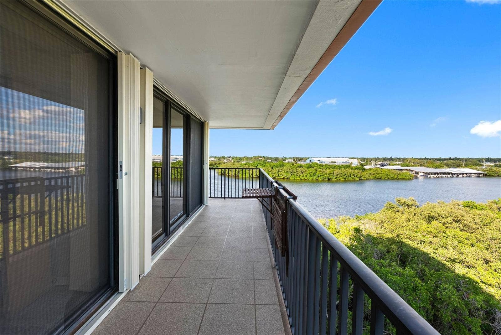 2700 BAYSHORE BOULEVARD, #9405, Dunedin, FL 34698 2700 BAYSHORE BOULEVARD, #9405, Dunedin, FL 34698