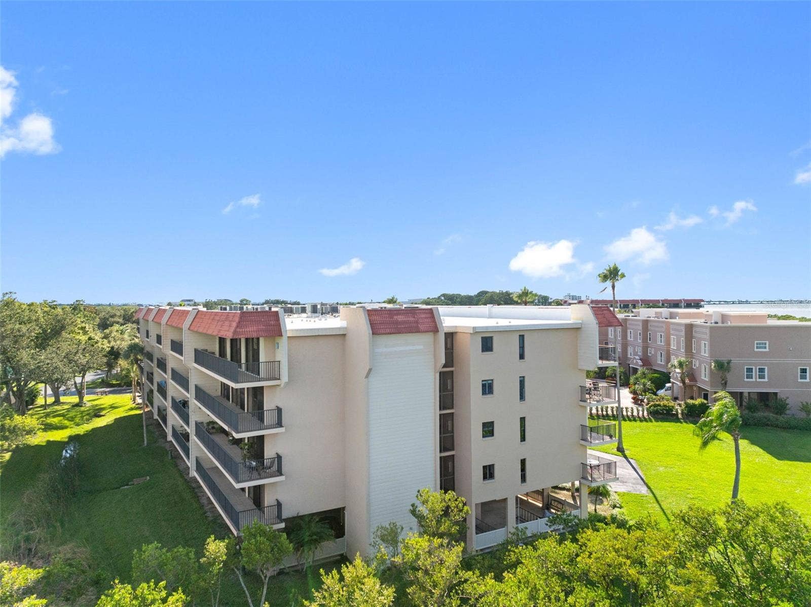 2700 BAYSHORE BOULEVARD, #9405, Dunedin, FL 34698 2700 BAYSHORE BOULEVARD, #9405, Dunedin, FL 34698