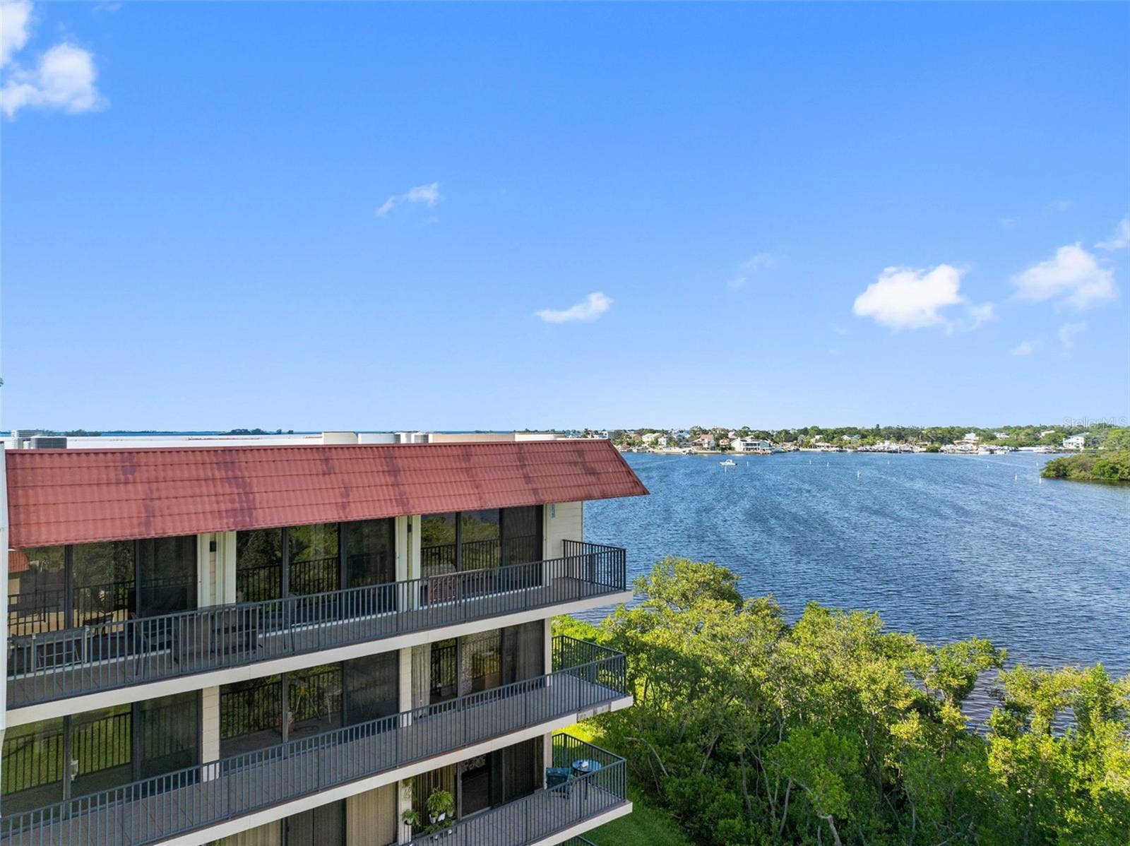 2700 BAYSHORE BOULEVARD, #9405, Dunedin, FL 34698 2700 BAYSHORE BOULEVARD, #9405, Dunedin, FL 34698