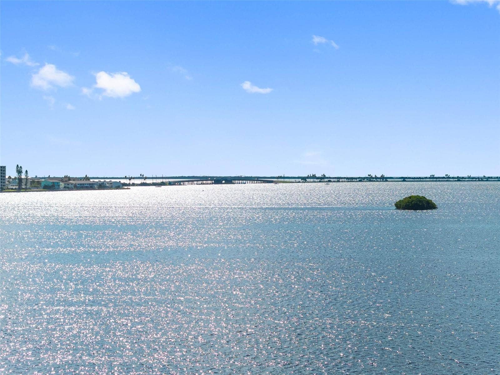 2700 BAYSHORE BOULEVARD, #9405, Dunedin, FL 34698 2700 BAYSHORE BOULEVARD, #9405, Dunedin, FL 34698