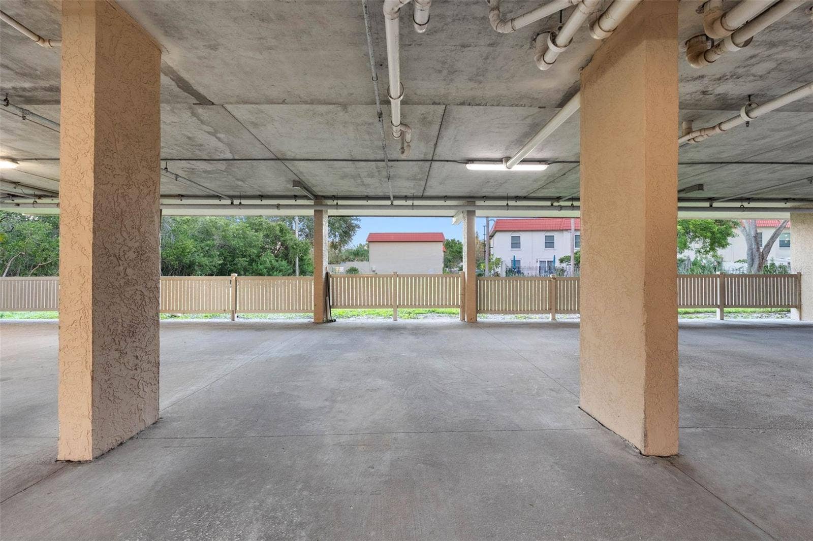 2700 BAYSHORE BOULEVARD, #9405, Dunedin, FL 34698 2700 BAYSHORE BOULEVARD, #9405, Dunedin, FL 34698