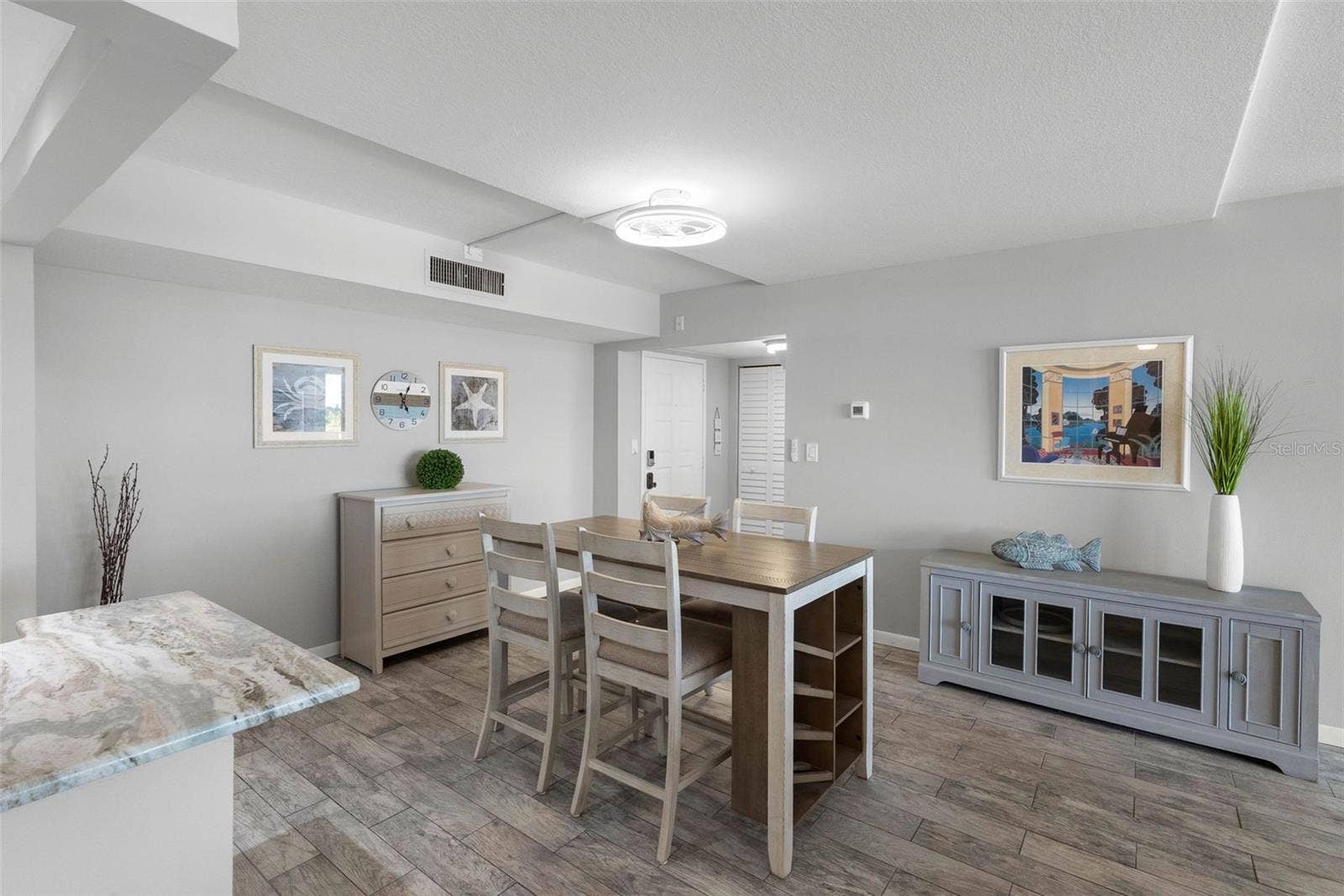 2700 BAYSHORE BOULEVARD, #9405, Dunedin, FL 34698 2700 BAYSHORE BOULEVARD, #9405, Dunedin, FL 34698