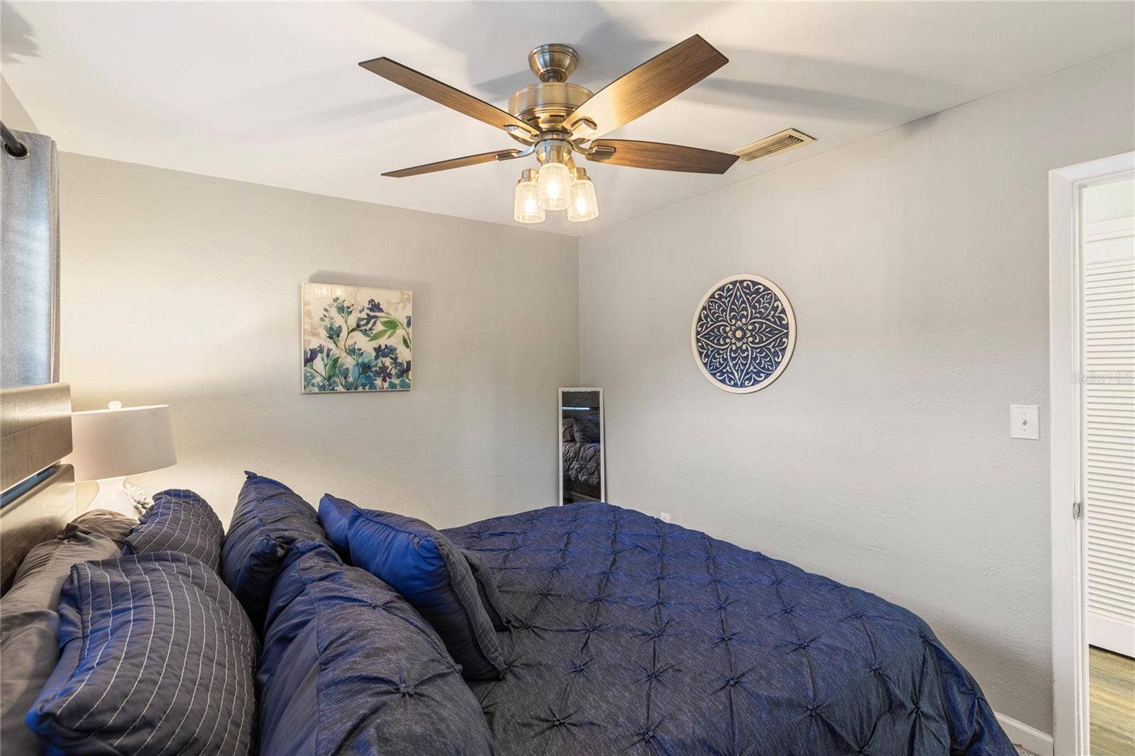 1832 69TH AVENUE S, St Petersburg, FL 33712 1832 69TH AVENUE S, St Petersburg, FL 33712