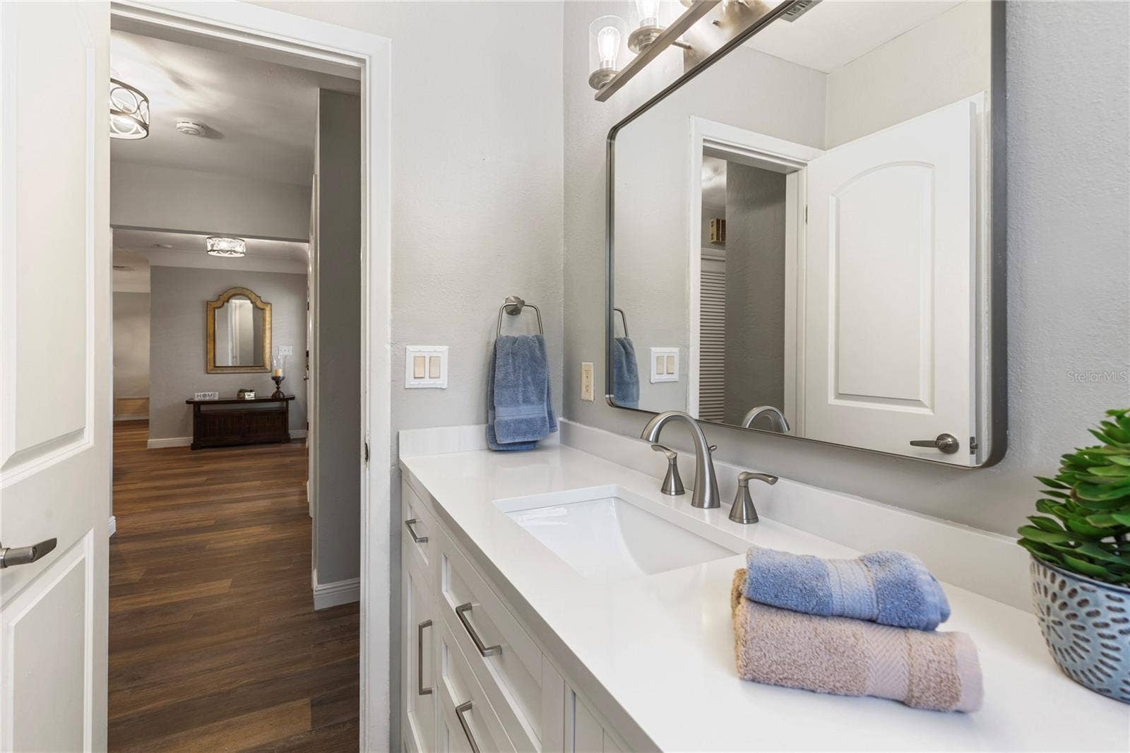 1832 69TH AVENUE S, St Petersburg, FL 33712 1832 69TH AVENUE S, St Petersburg, FL 33712