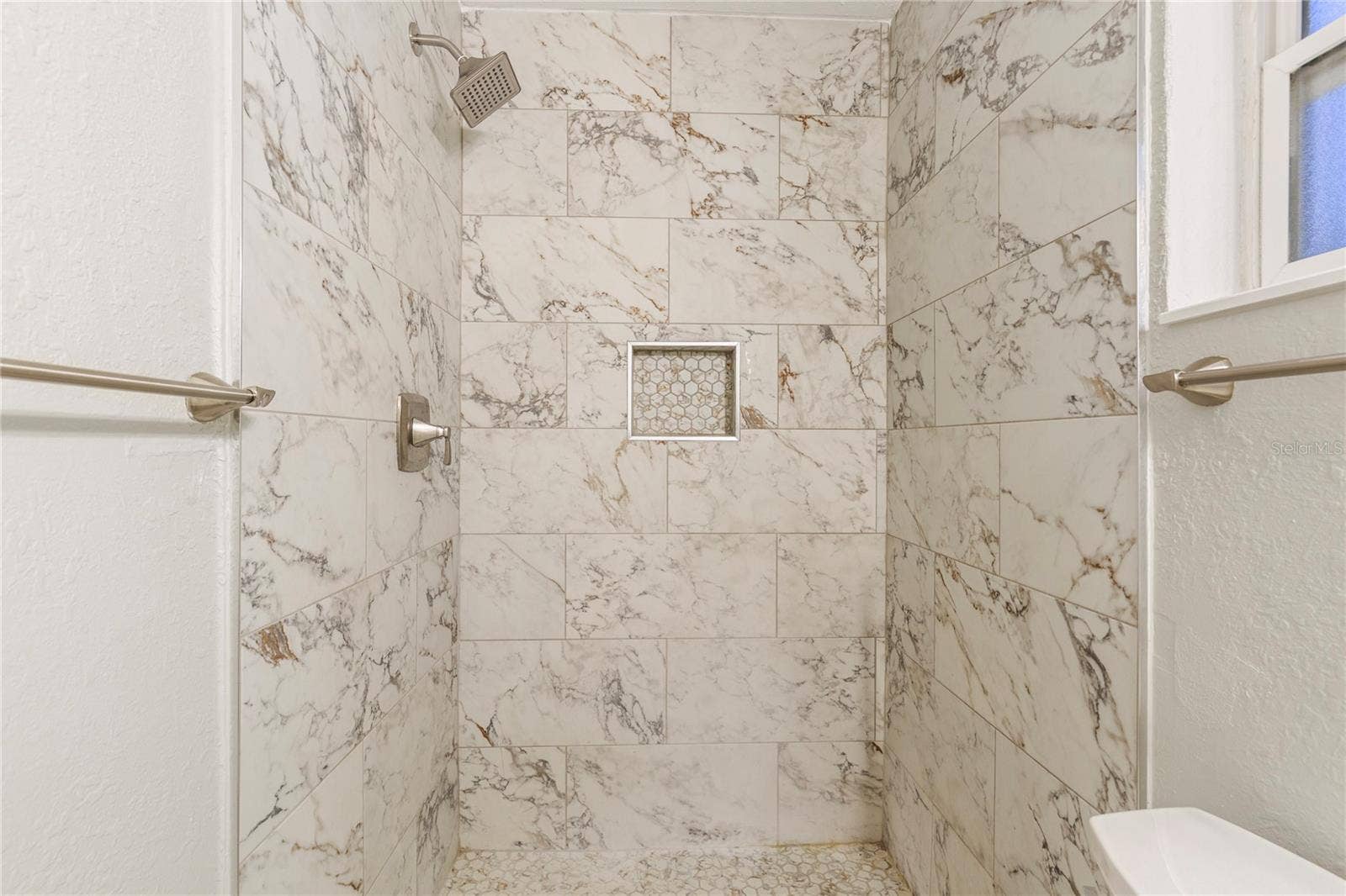 1832 69TH AVENUE S, St Petersburg, FL 33712 1832 69TH AVENUE S, St Petersburg, FL 33712