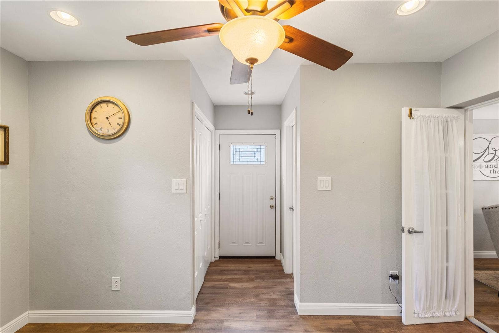 1832 69TH AVENUE S, St Petersburg, FL 33712 1832 69TH AVENUE S, St Petersburg, FL 33712
