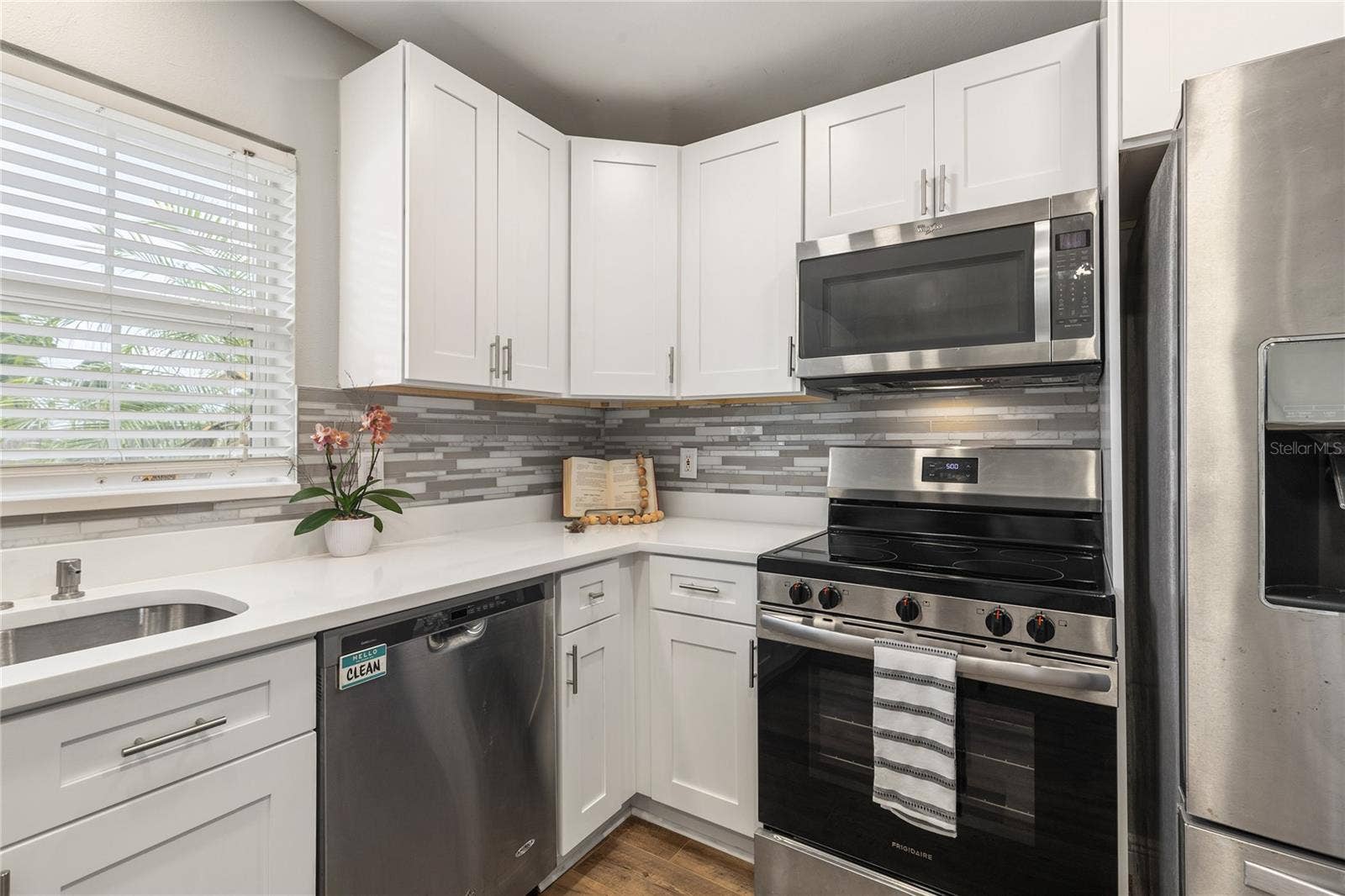 1832 69TH AVENUE S, St Petersburg, FL 33712 1832 69TH AVENUE S, St Petersburg, FL 33712