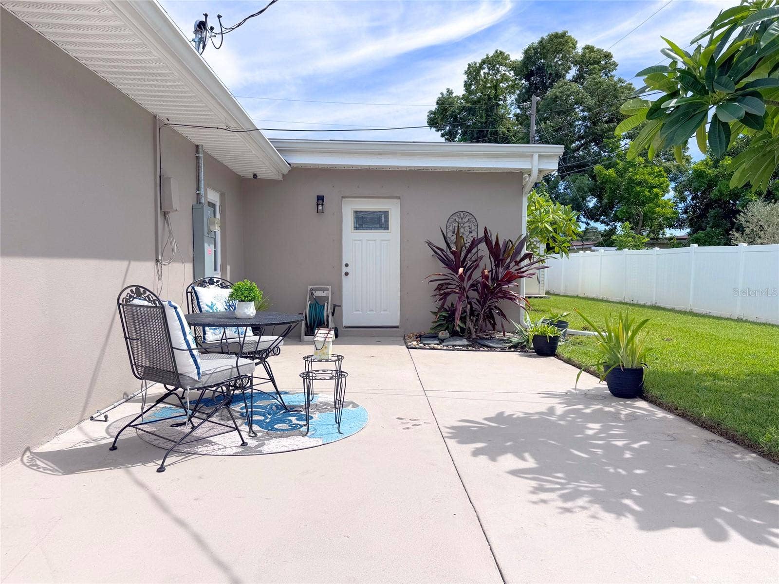1832 69TH AVENUE S, St Petersburg, FL 33712 1832 69TH AVENUE S, St Petersburg, FL 33712