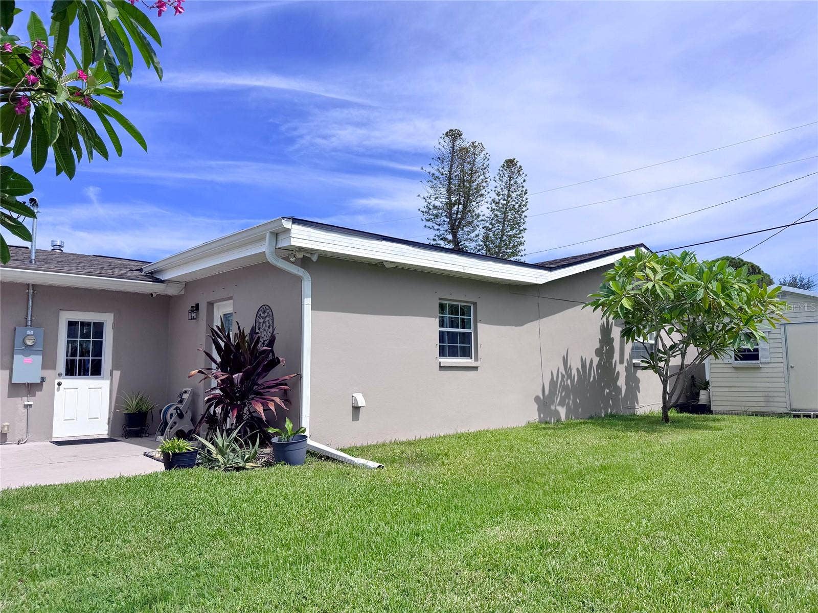 1832 69TH AVENUE S, St Petersburg, FL 33712 1832 69TH AVENUE S, St Petersburg, FL 33712