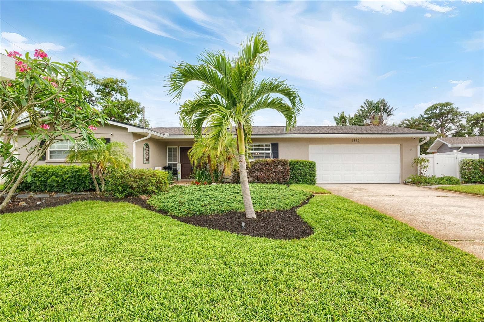 1832 69TH AVENUE S, St Petersburg, FL 33712 1832 69TH AVENUE S, St Petersburg, FL 33712