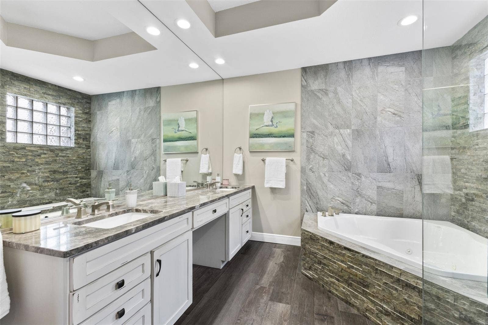 304 9TH AVENUE E, Palmetto, FL 34221 304 9TH AVENUE E, Palmetto, FL 34221