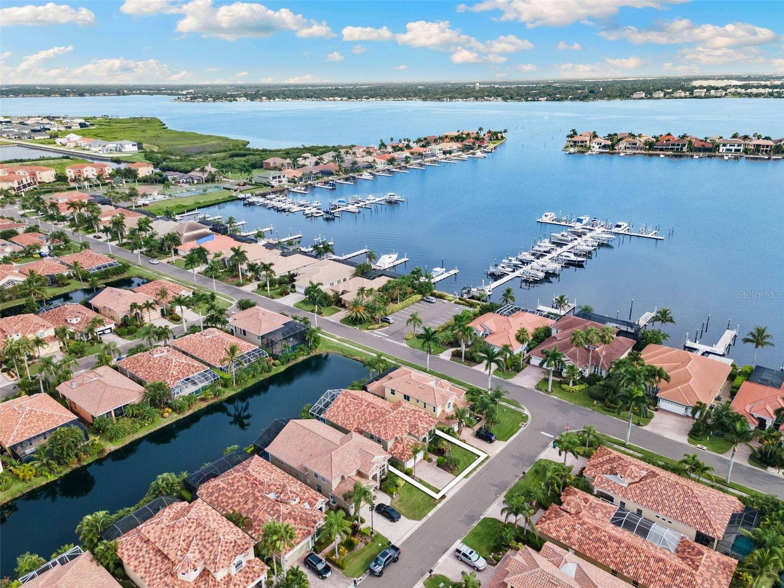 304 9TH AVENUE E, Palmetto, FL 34221 304 9TH AVENUE E, Palmetto, FL 34221