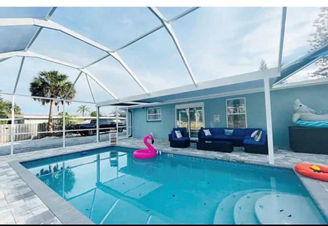 10940 DOROTHY LANE, Largo, FL 33774 10940 DOROTHY LANE, Largo, FL 33774