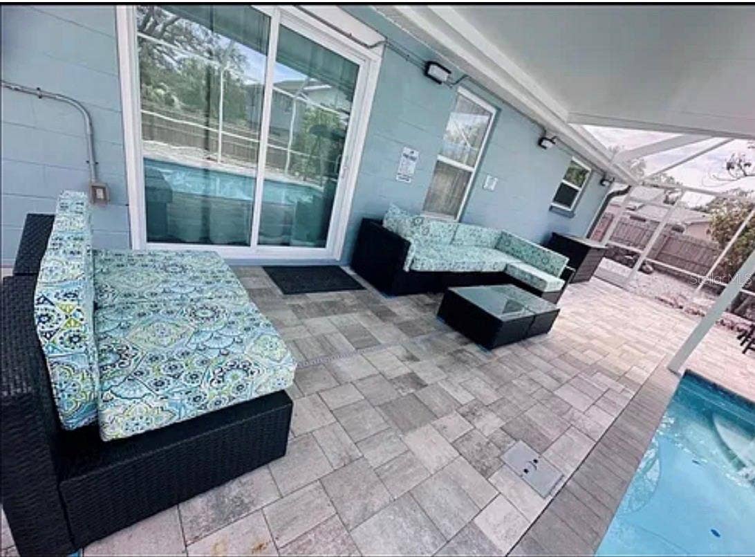 10940 DOROTHY LANE, Largo, FL 33774 10940 DOROTHY LANE, Largo, FL 33774